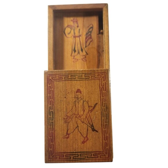 Vintage Wooden Sliding Top Cigarette Box With Hand-Painted Oriental Design - Picture 2 of 8